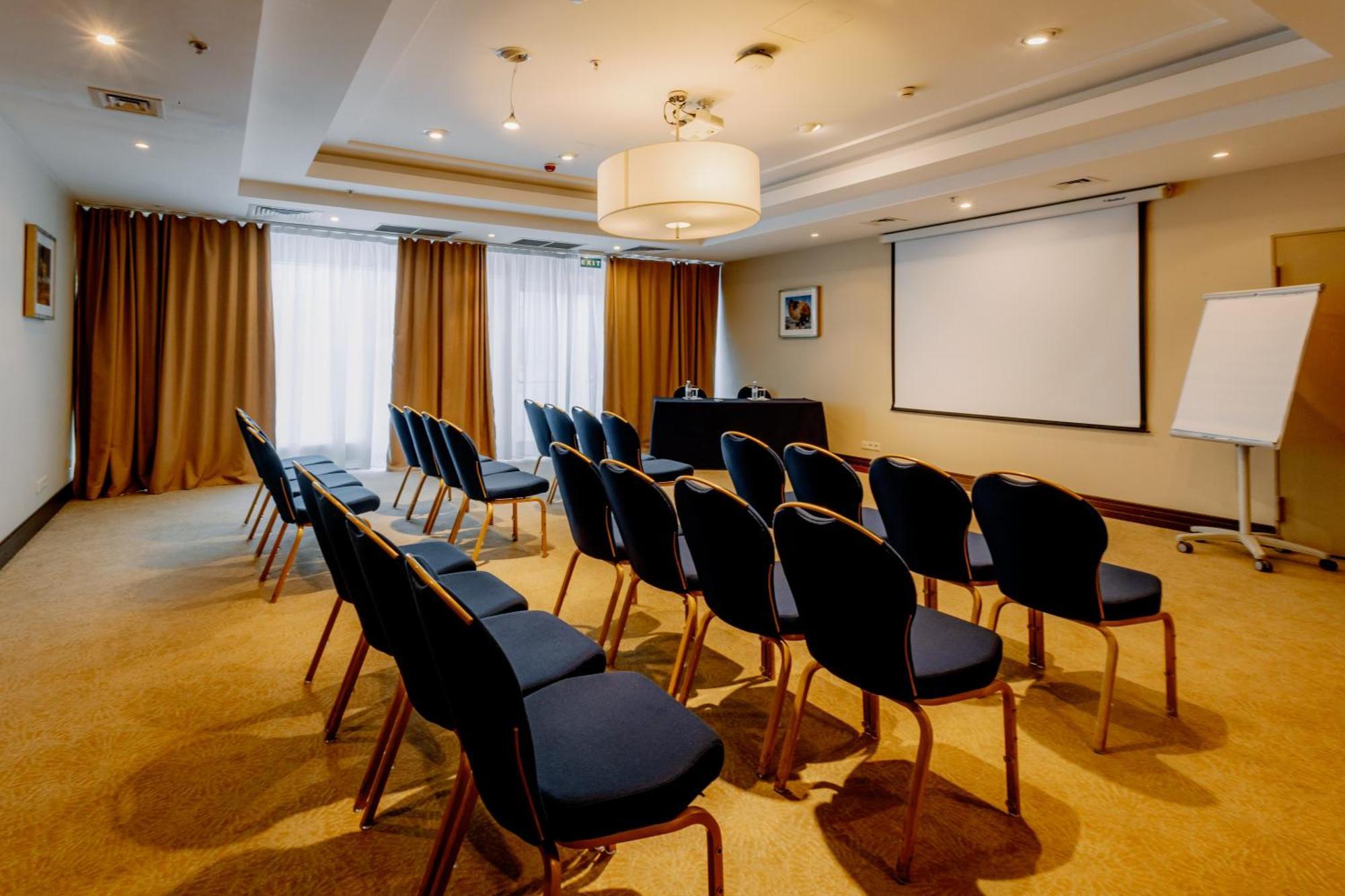 Saad Hotel Astana Dış mekan fotoğraf Meeting room